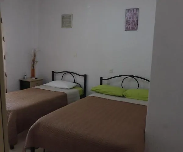 Alexandra * Kallithea (Chalkidiki)